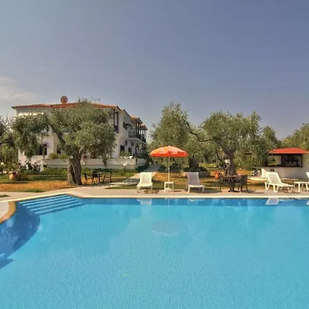 Nefeli Hotel